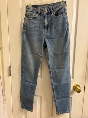 American Eagle Stretch Mom Jeans